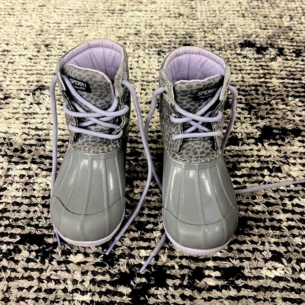 Sperry toddler girl boots. Size 10, color gray and purple.